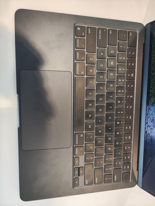 Rezerwacja! MacBook Air 13,6" M2 / 16 GB RAM / 1 TB SSD – stan idealny