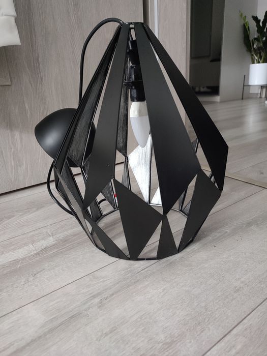 Lampa sufitowa wisząca czarna metalowa loft
