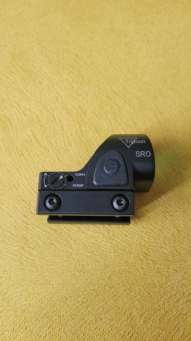 kolimator SRO trijicon rmr red dot docter asg