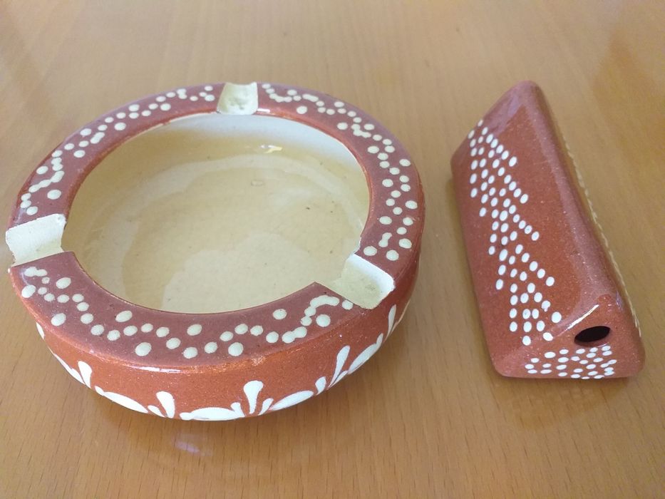 Ceramic Ashtray and Match Holder64751436128641121
