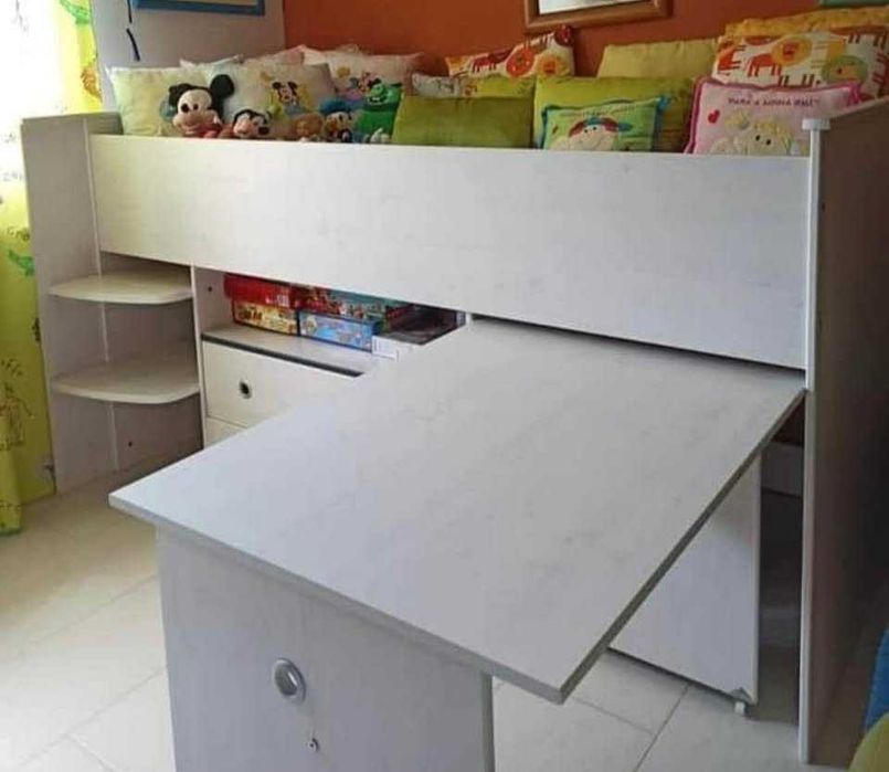 Quarto completo Moviflor (Cama, Secretaria, Estante, Comoda)