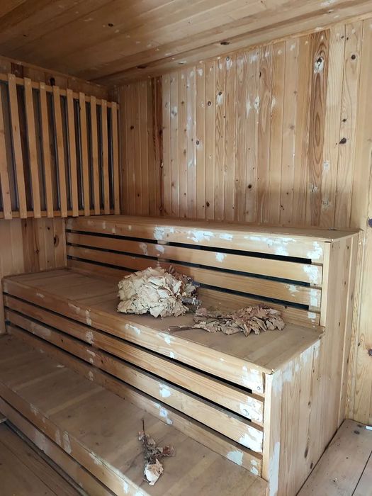 Продаж будівлі комерційного призначення в м. Старий Самбір Львівської області.