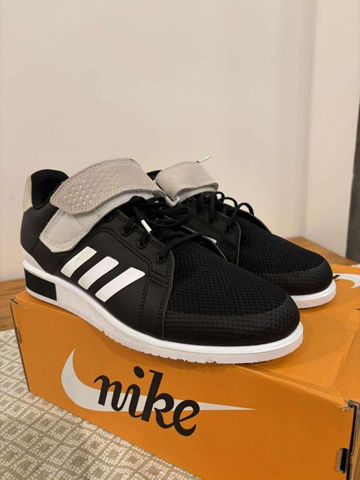 Buty Adidas Power Perfect 3