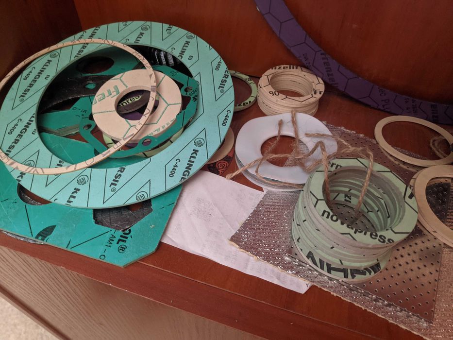 Пароніт прокладки ДУ, паронит ПМБ ПОН ПА