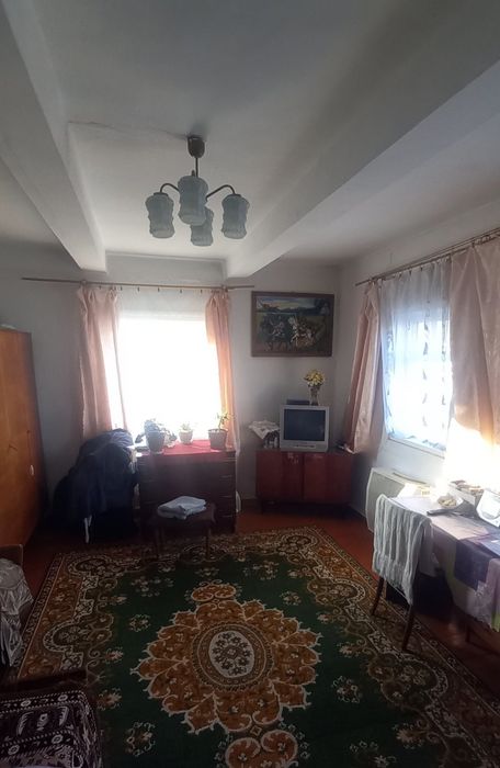 Продається хата .