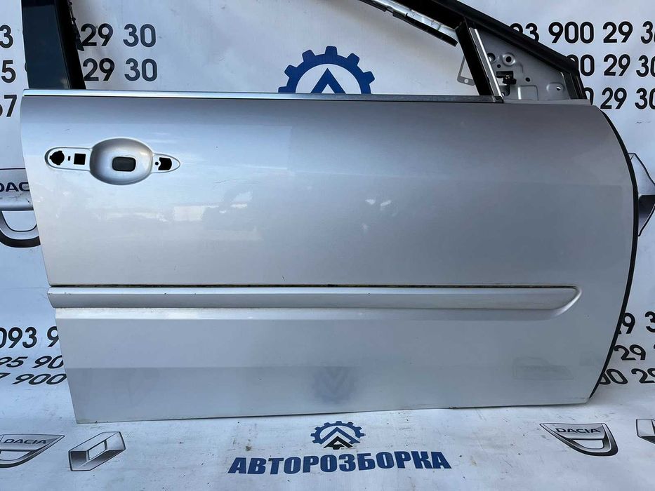 Дверка Передня Права Renault Laguna 3 (Рено Лагуна 3) 2007-2015р