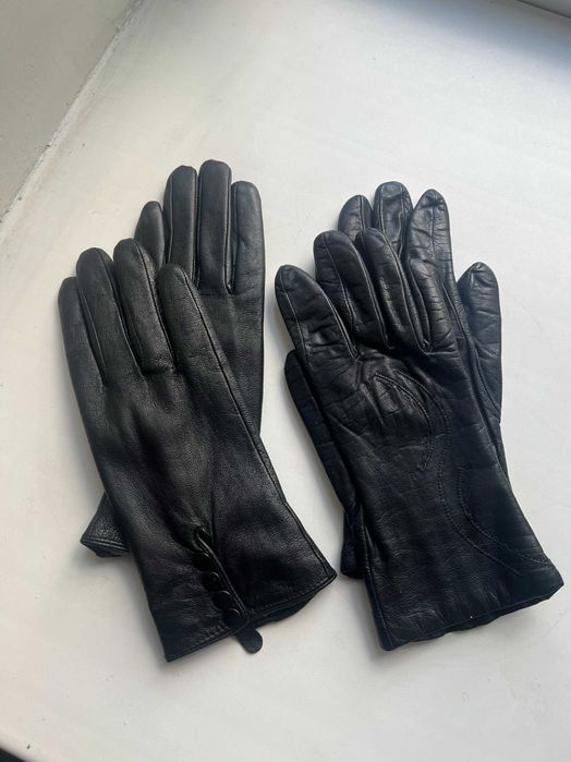 Продам кожаные перчатки