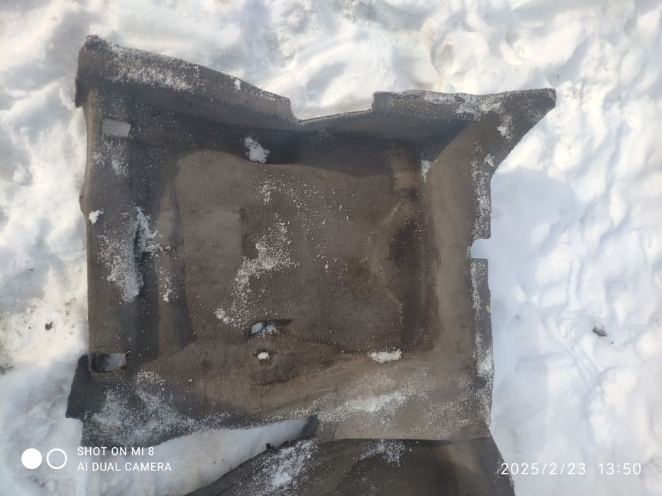 Ковролин салона Mercedes 190 w201