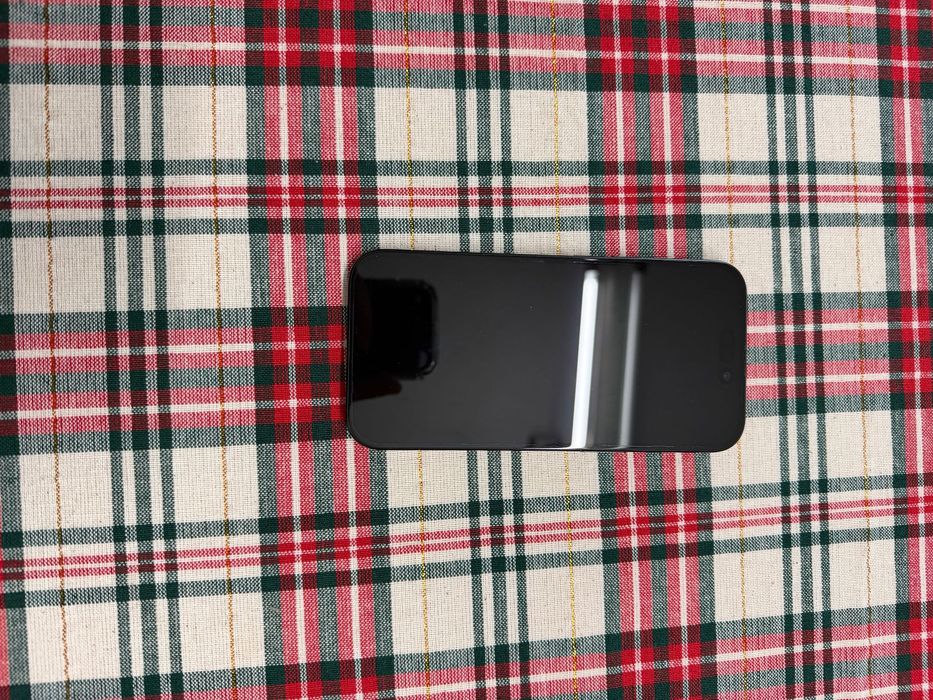 iPhone 15 128GB Preto