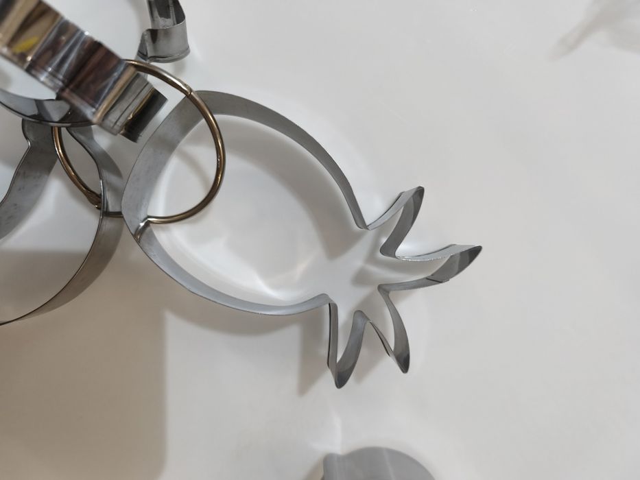 Fruit-Shaped Cookie Cutter446950682532270084