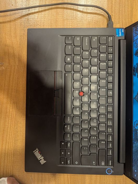 Computador portátil Lenovo Thinkpad e14 i5