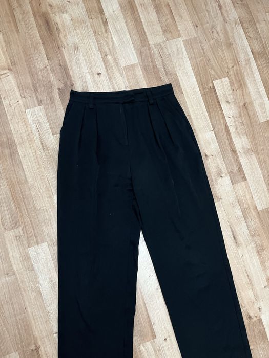 Spodnue szerokie damskie M