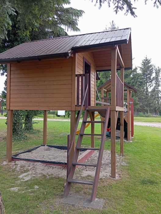 Domek dla dzieci duży do ogrodu.