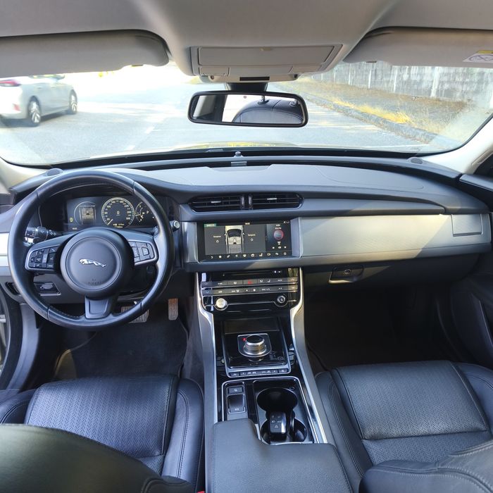 Jaguar XF-e 2.0D Prestige