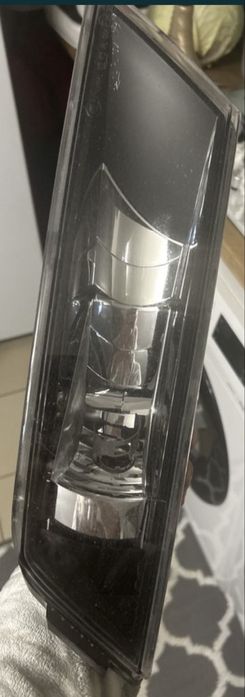 Lampa prawa superb lll 2017 oraz halogen prawy