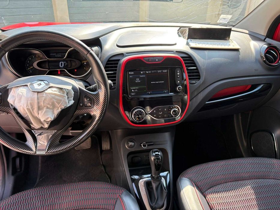 RENAULT CAPTUR 1.2 TCe 120cv Cx. Automática