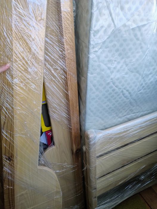 Продам дитяче ліжко з ясена 80*170.