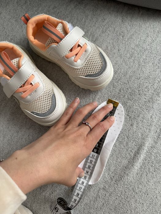 Дитячі кросівки 14 см, 15см туфлі 15,5 см для дівчинки