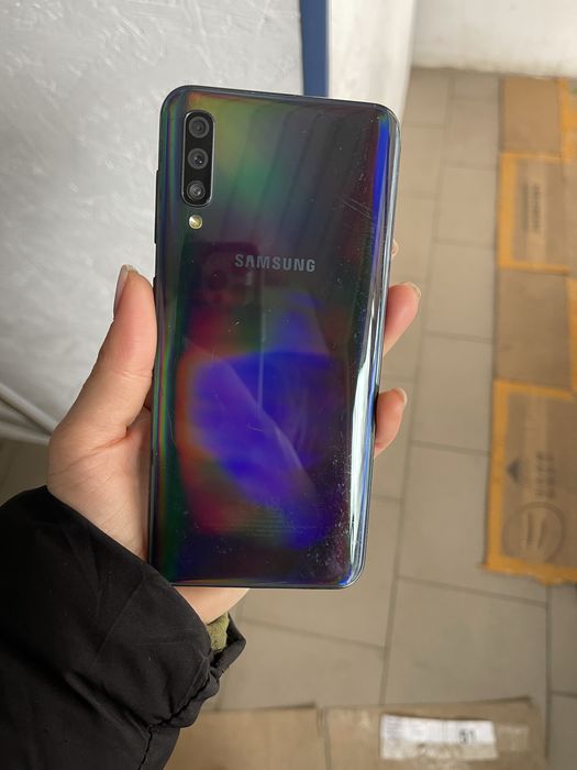 Мобільнийa телефон Samsung Galaxy A50  4/128GB nfc швидка зарядка