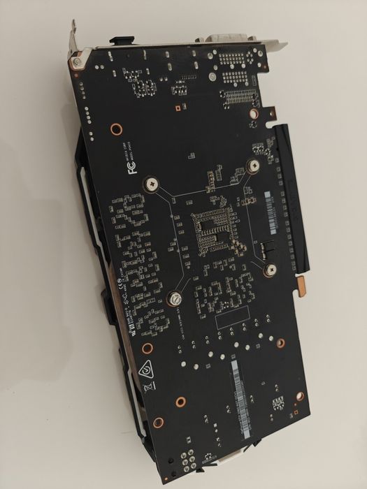 Placa Gráfica MSI GeForce GTX 1060 6GT OCV1