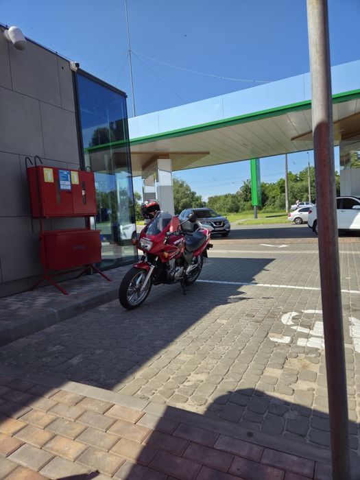 Продам Honda CB500S в гарному стані.