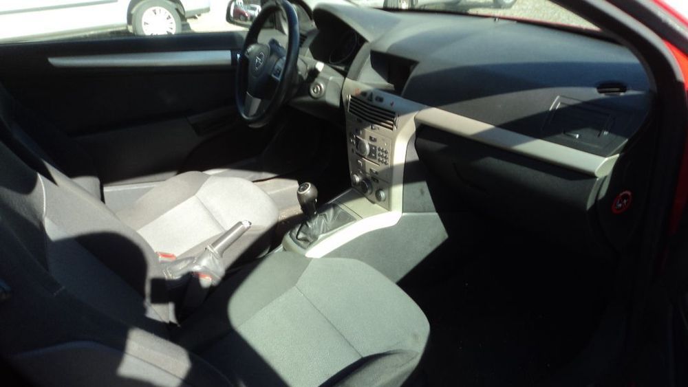 Opel Astra H GTC 1.3 CDTi 2007 - Para Peças