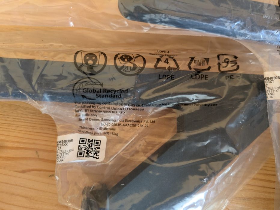 Ніжки-підставки для телевізора Samsung Q60CA