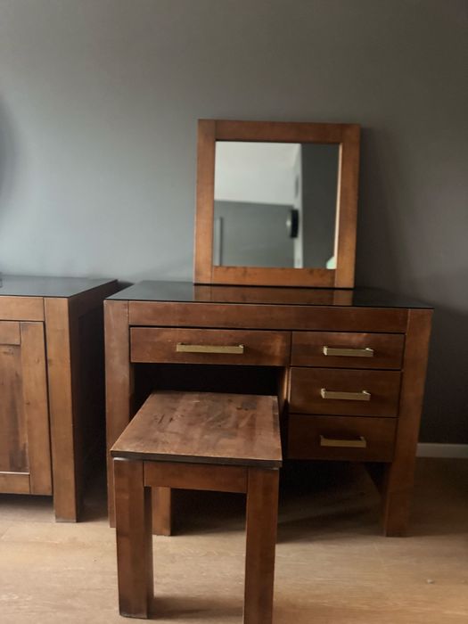 Biurko toaletka z litego drewna