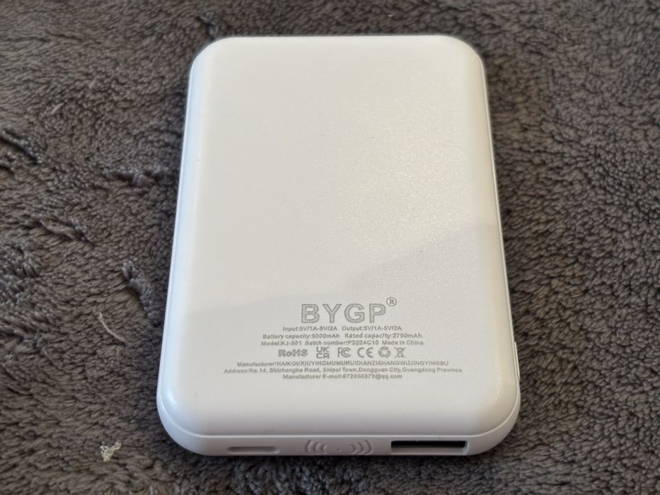 Повербанк MagSafe 5000 mAh