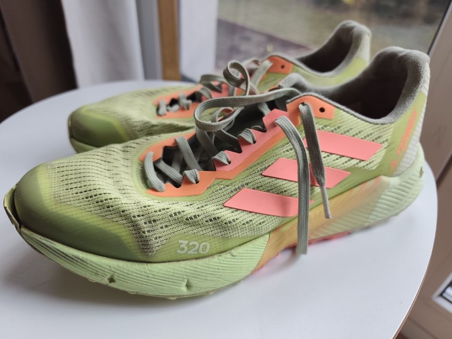 Adidas Terrex 40 (wkładka 26cm)