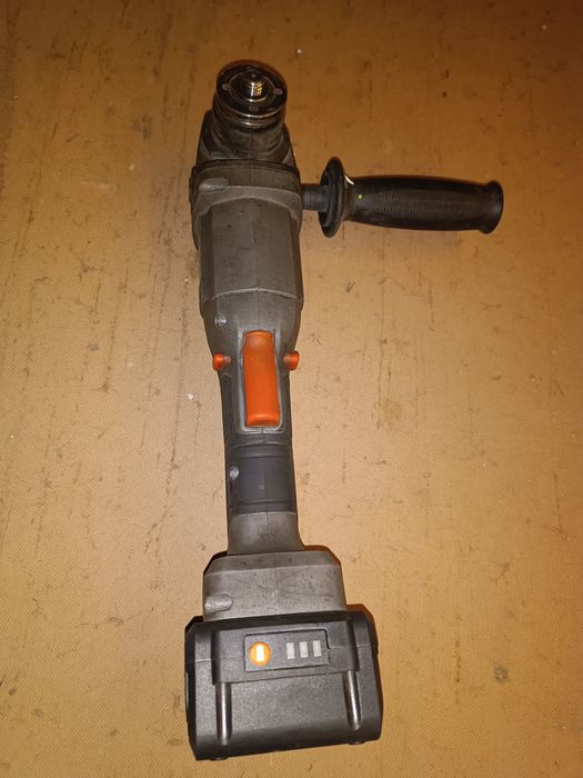 Різний електро інструмент,цікавить пишіть ціни в точнюйте