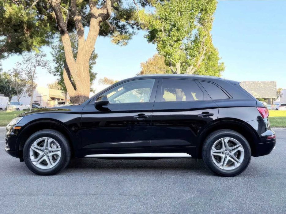 Audi Q5      2018