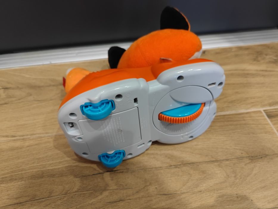 Lisek do raczkowania Fisher Price - Polski Jezyk