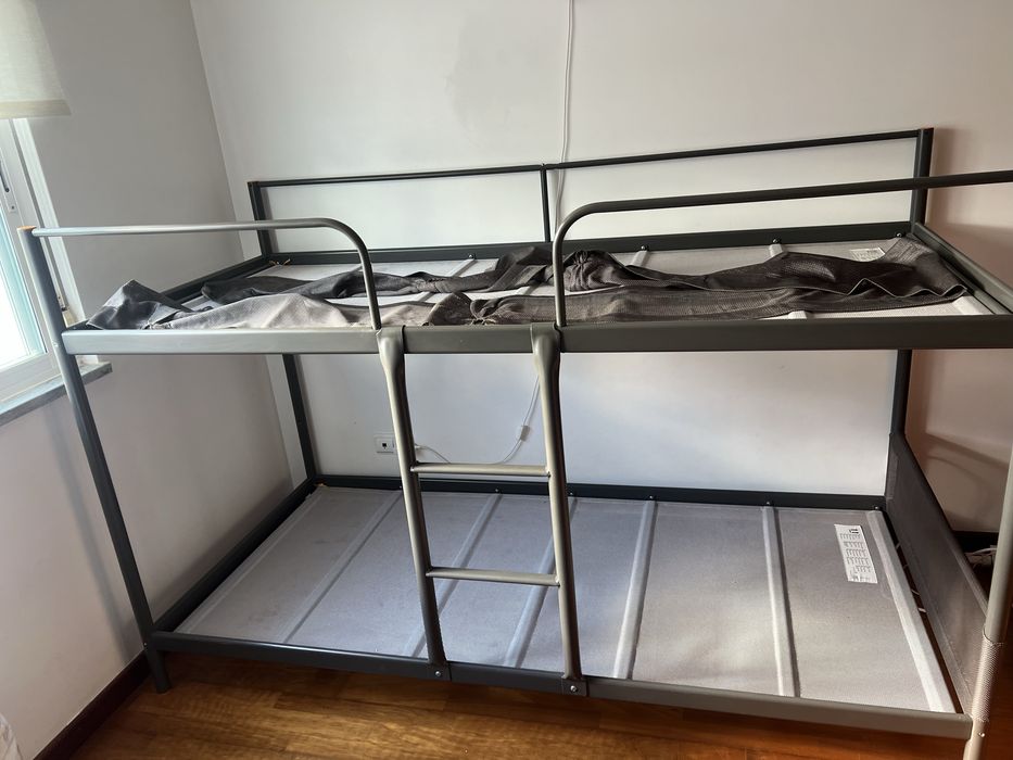 Beliche Ikea, 90x200cm, ótima oportunidade!