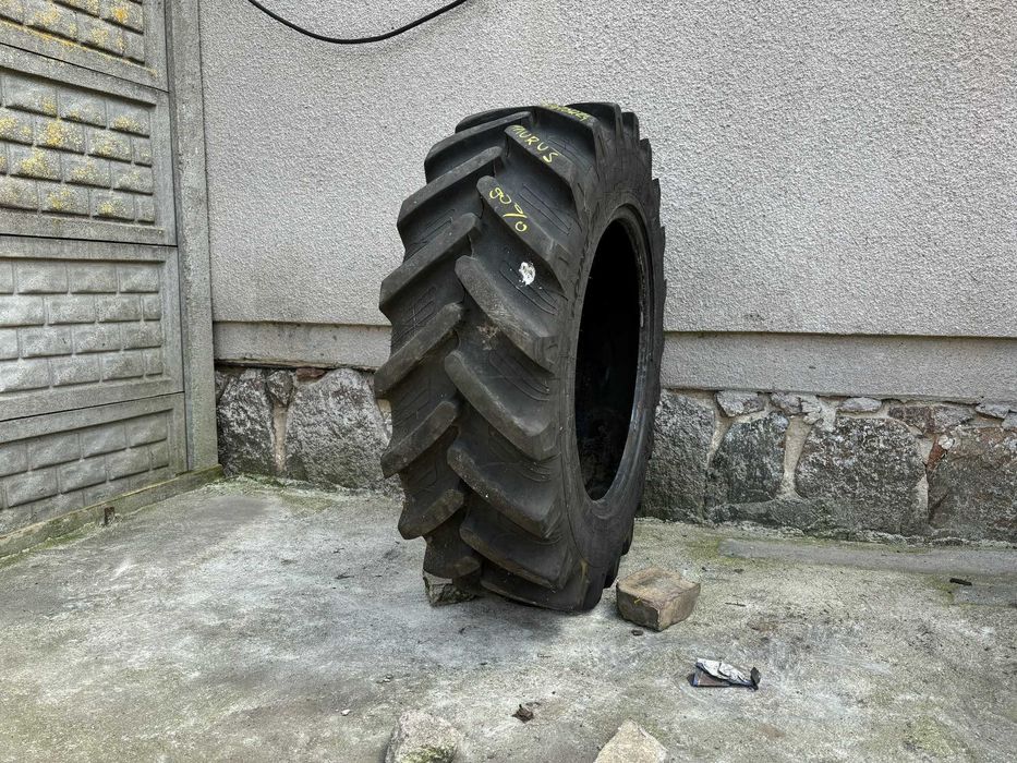 Opona Rolnicza 320/70/24 320/70R24 11.2R24 11.2/24 TAURUS POINT 70 90%