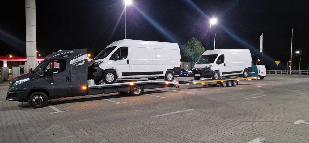 Transport międzynarodowy na lawecie samochodów Niemiec Belgii Holandii