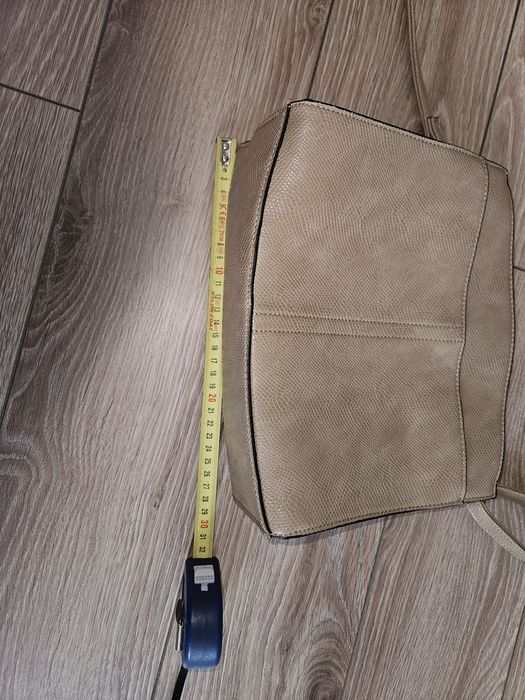 Beżowa torebka new look