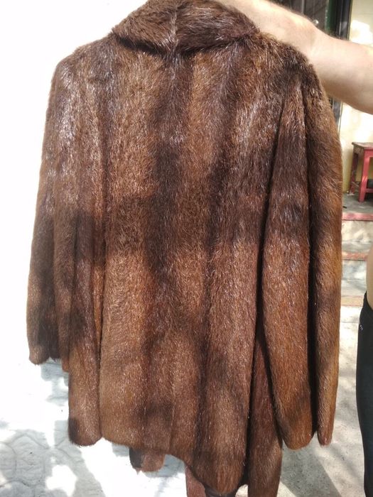 Продам полушубок, нутрия