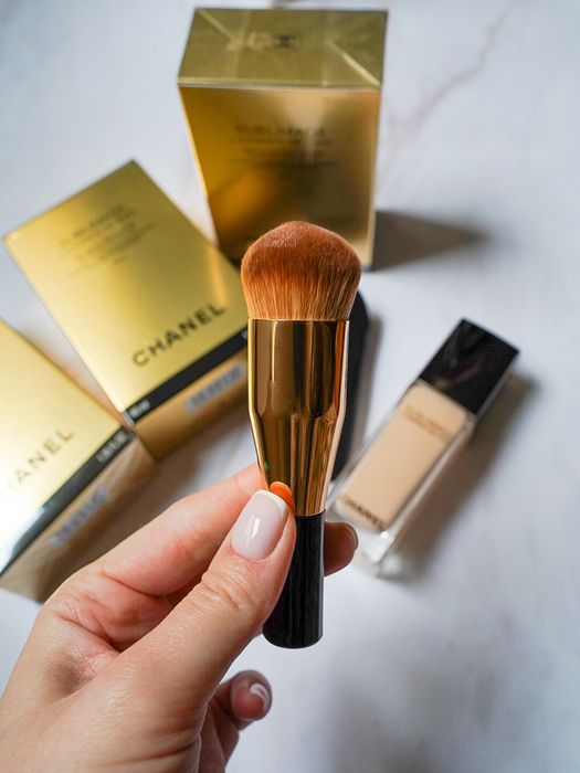 Сироватка-тон Sublimage L’Essence de Teint Chanel