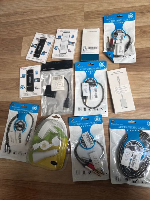 MEGA BOX ELEKTRONIKI – Huby USB-C, Adaptery HDMI, Kable, Ładowarki – OKAZJA!