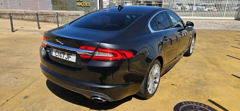 Jaguar XF 2.2 D Premium Luxury