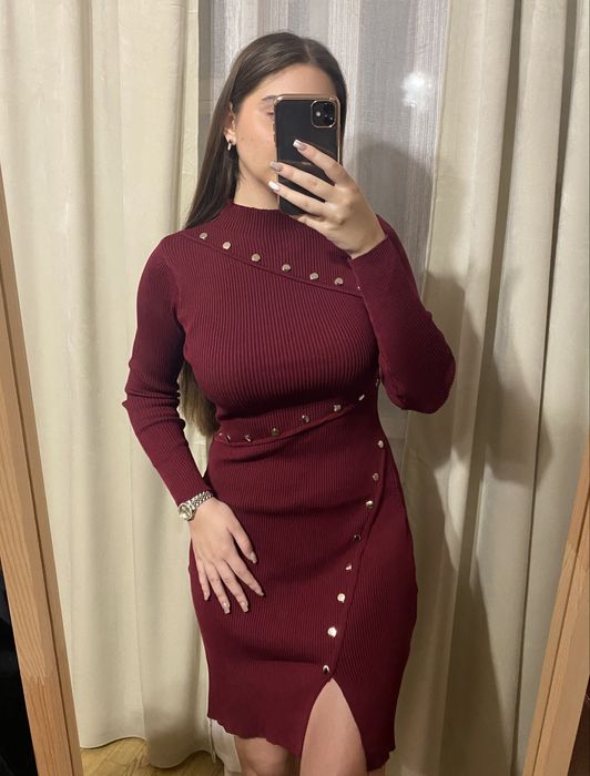 Сукня в рубчик в наявності сірого кольору