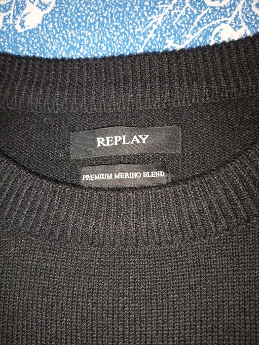 Продам чоловічий джемпер.