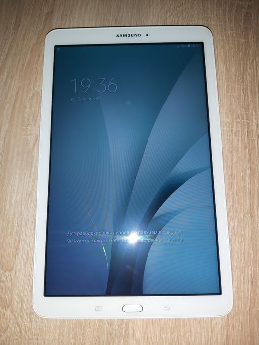Планшет Samsung Galaxy Tab E