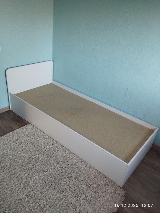 Ліжко підліткове  1.94 на 0.84