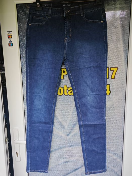 Spodnie damskie jeansy nowe