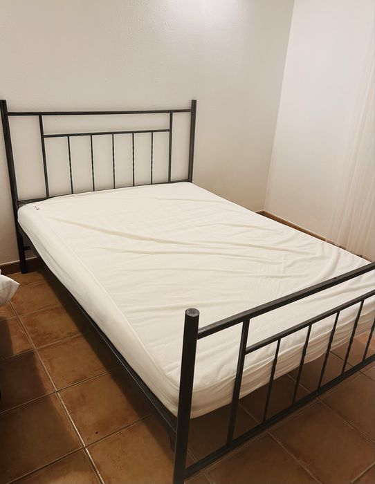 Cama de ferro  1,40 x 2,00 m