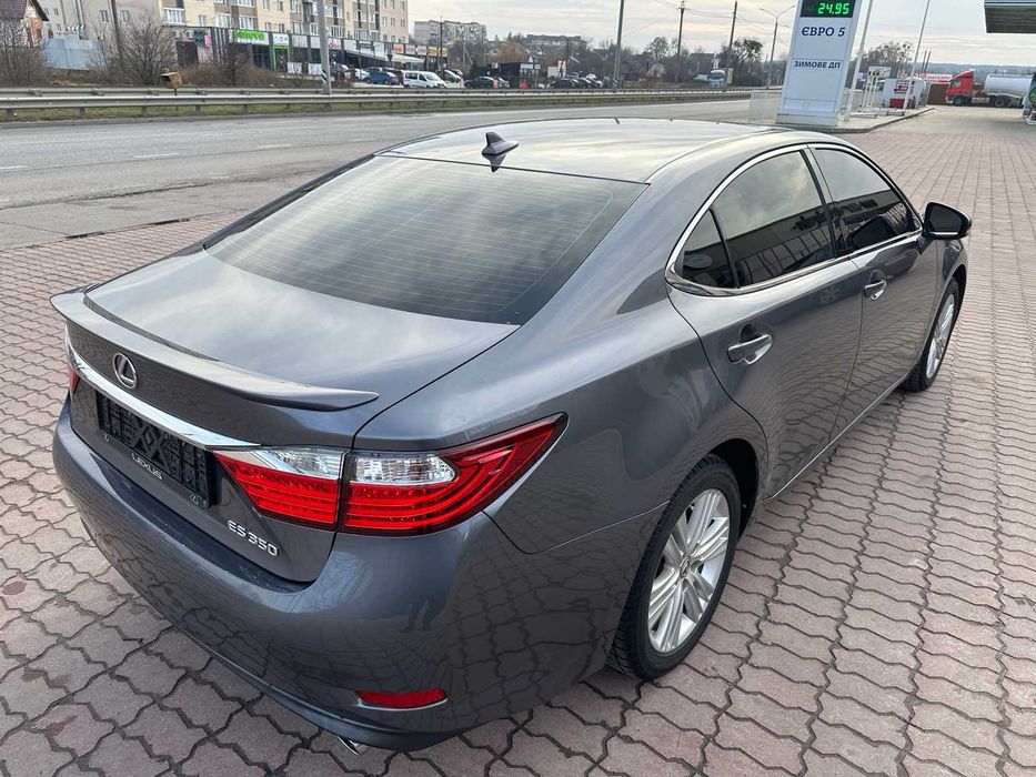 Продам Lexus ES 350