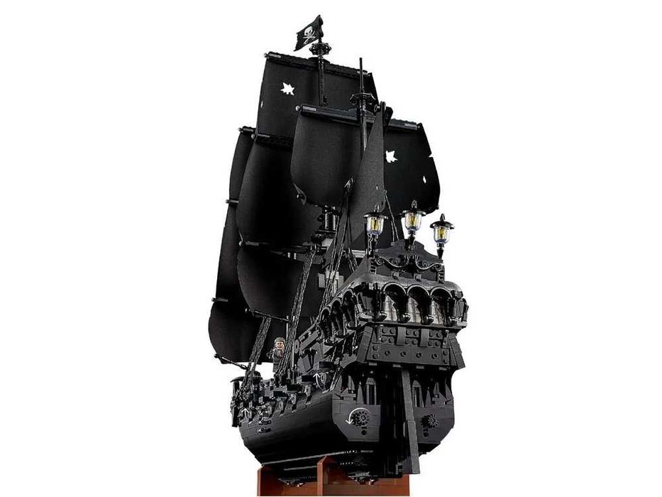 Конструктор  Піратський корабель капітана Джека Горобця (10365)