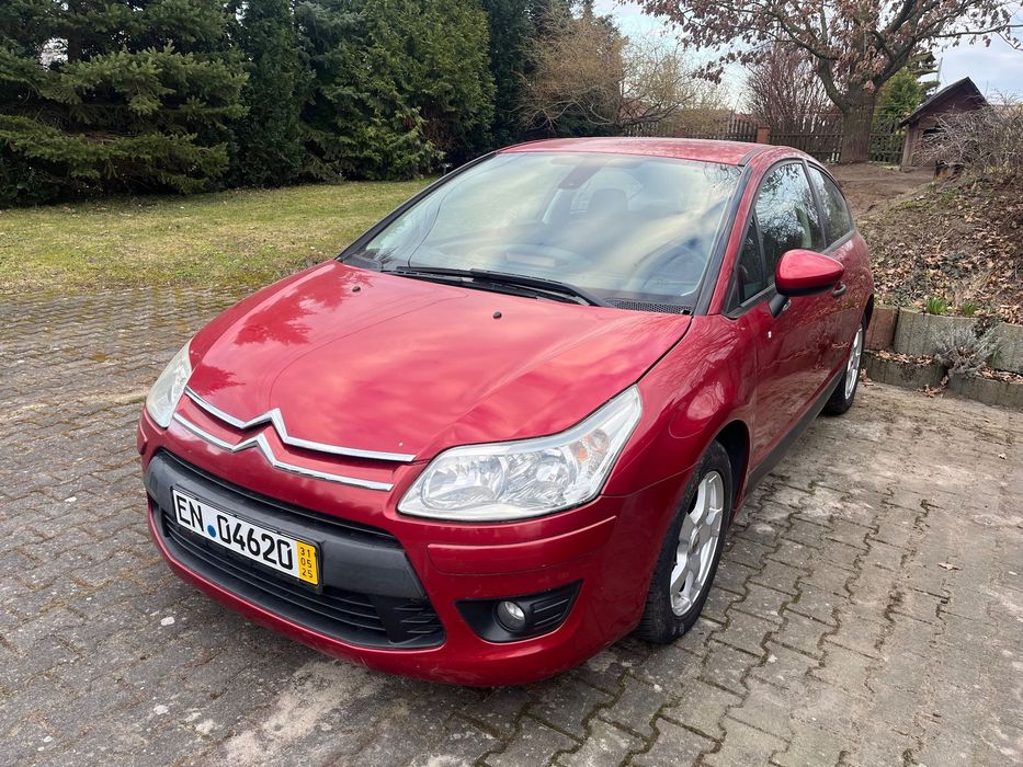 Citroën C4 Citroen C4 - mały i sprytny